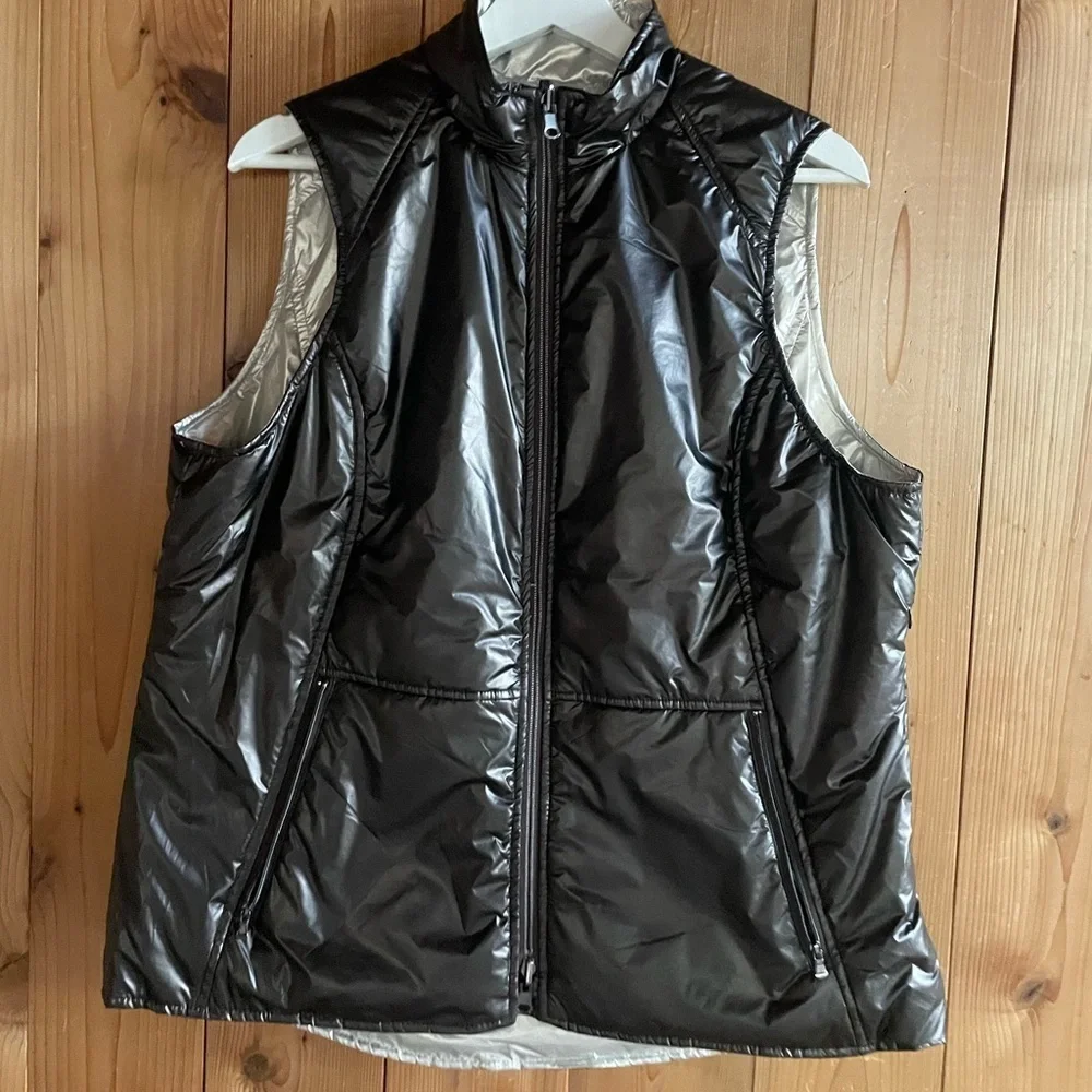 Anatomie Aarthi Lightweight Reversable Vest - Picture 5 of 11